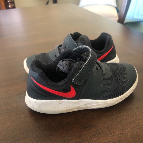 Nike VQ1 & VH1 Toddler shoes - Picture 4 of 7